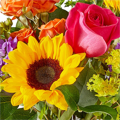 Vibrant Greetings Bouquet – LEE'S FLORIST & GREENHOUSE, Center Line MI