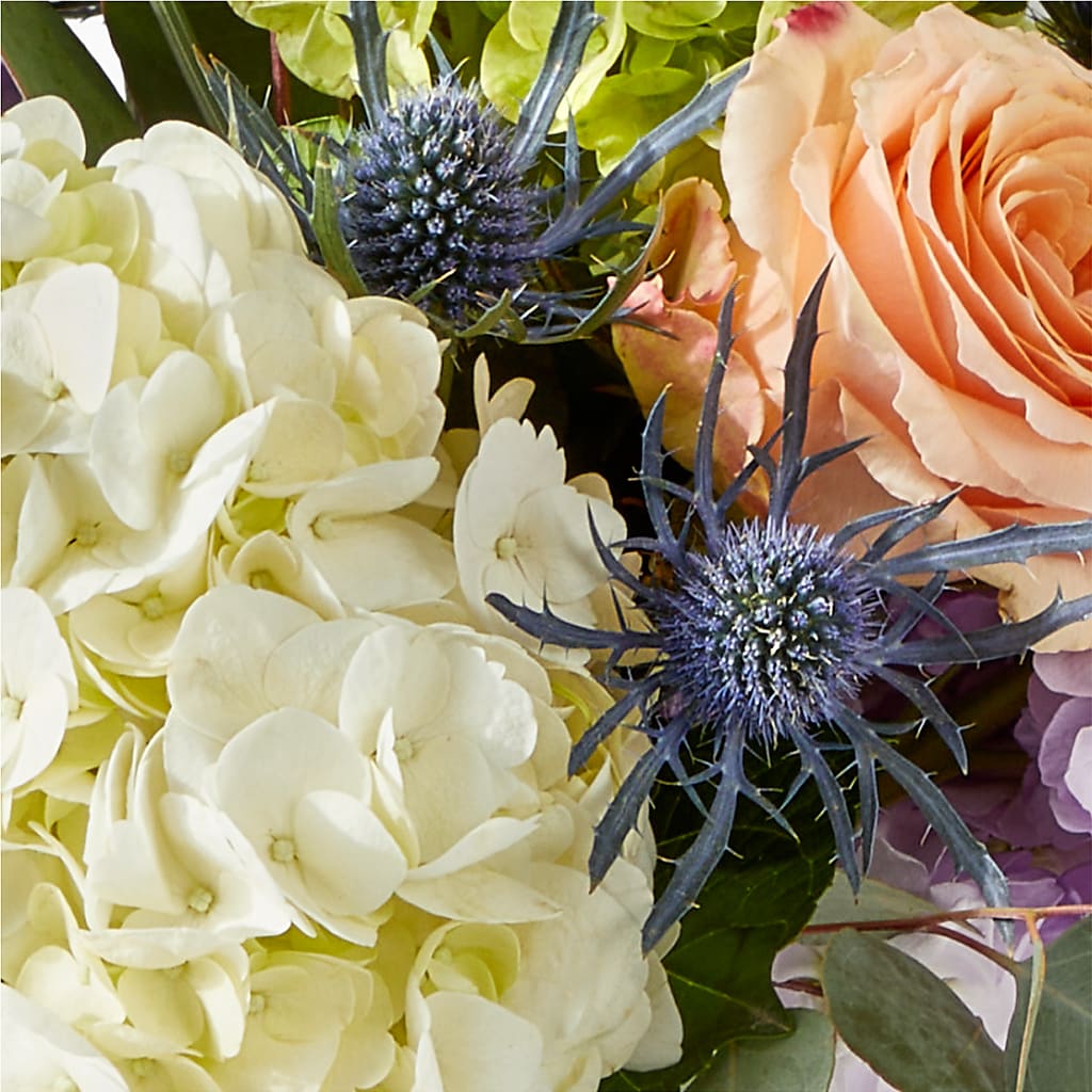 Porch Swing Bouquet – LEE'S FLORIST & GREENHOUSE, Center Line MI