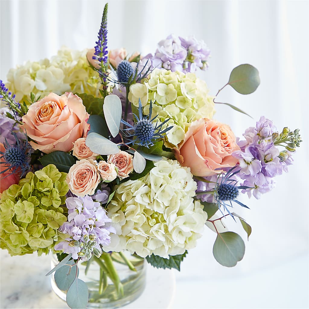 Porch Swing Bouquet – LEE'S FLORIST & GREENHOUSE, Center Line MI