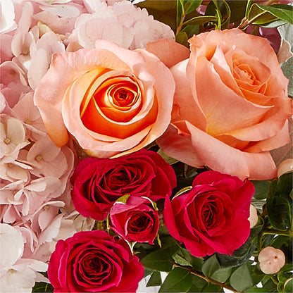 Glitz & Glam Bouquet – LEE'S FLORIST & GREENHOUSE, Center Line MI