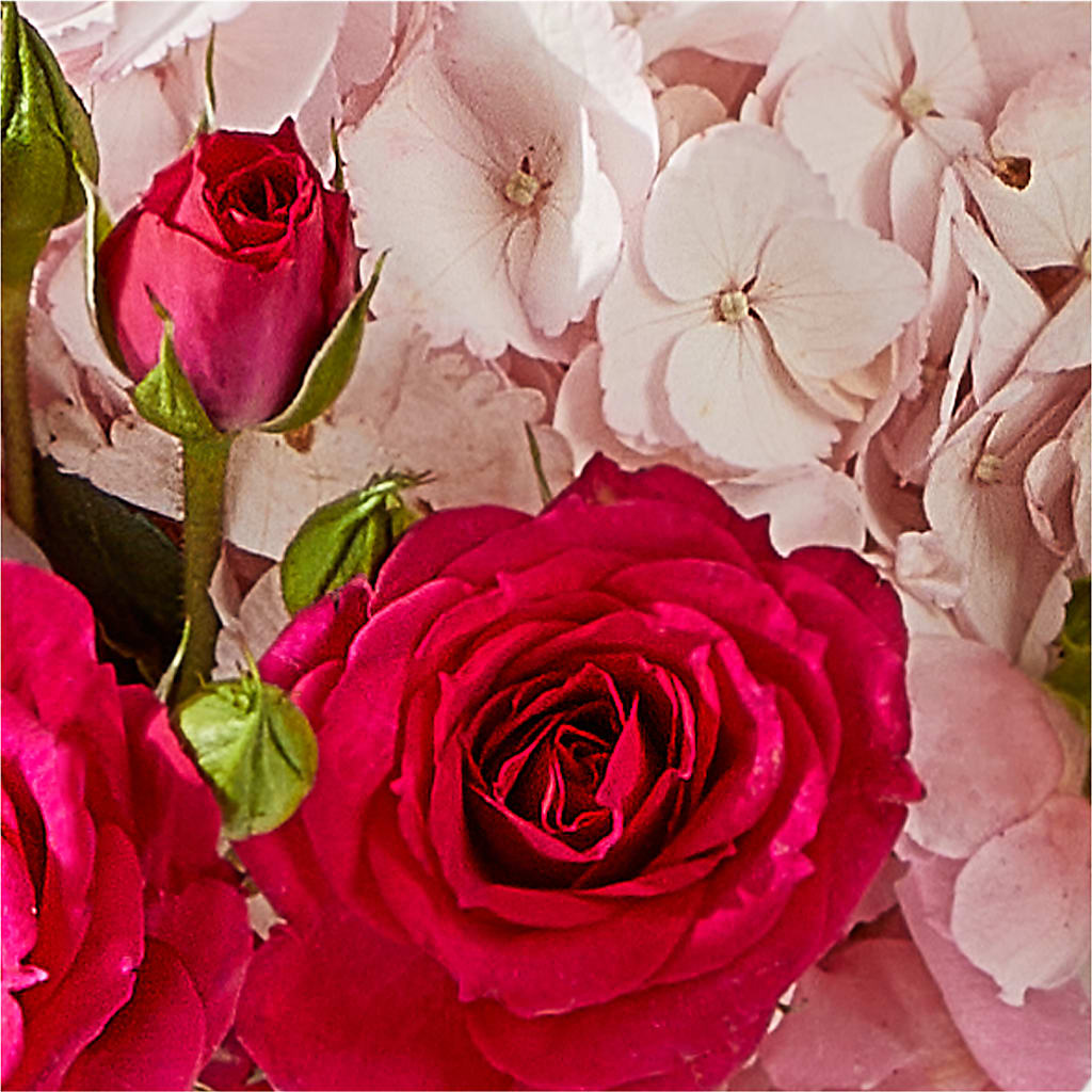 Glitz & Glam Bouquet – LEE'S FLORIST & GREENHOUSE, Center Line MI