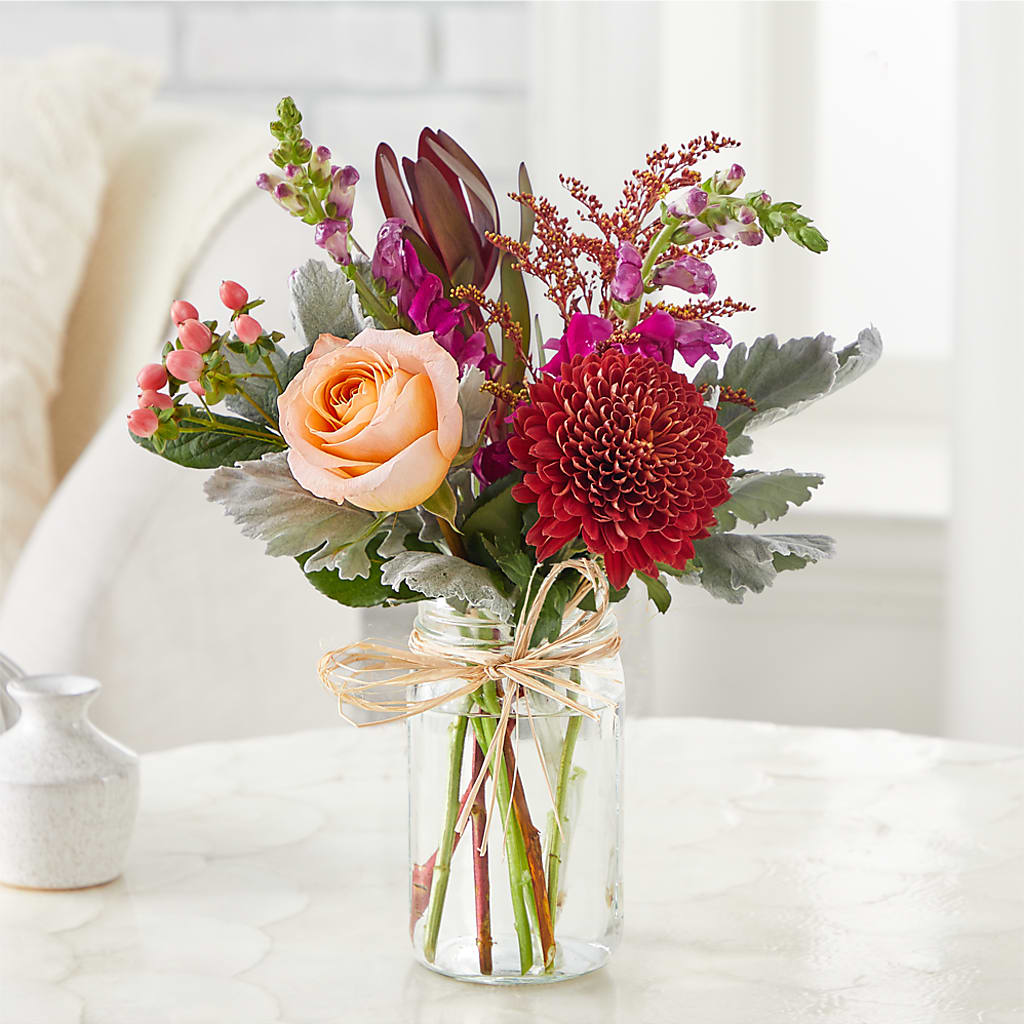 Moody Hues Bouquet – LEE'S FLORIST & GREENHOUSE, Center Line MI