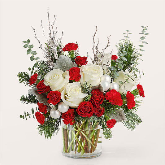 Trimming the Tree Bouquet – LEE'S FLORIST & GREENHOUSE, Center Line MI
