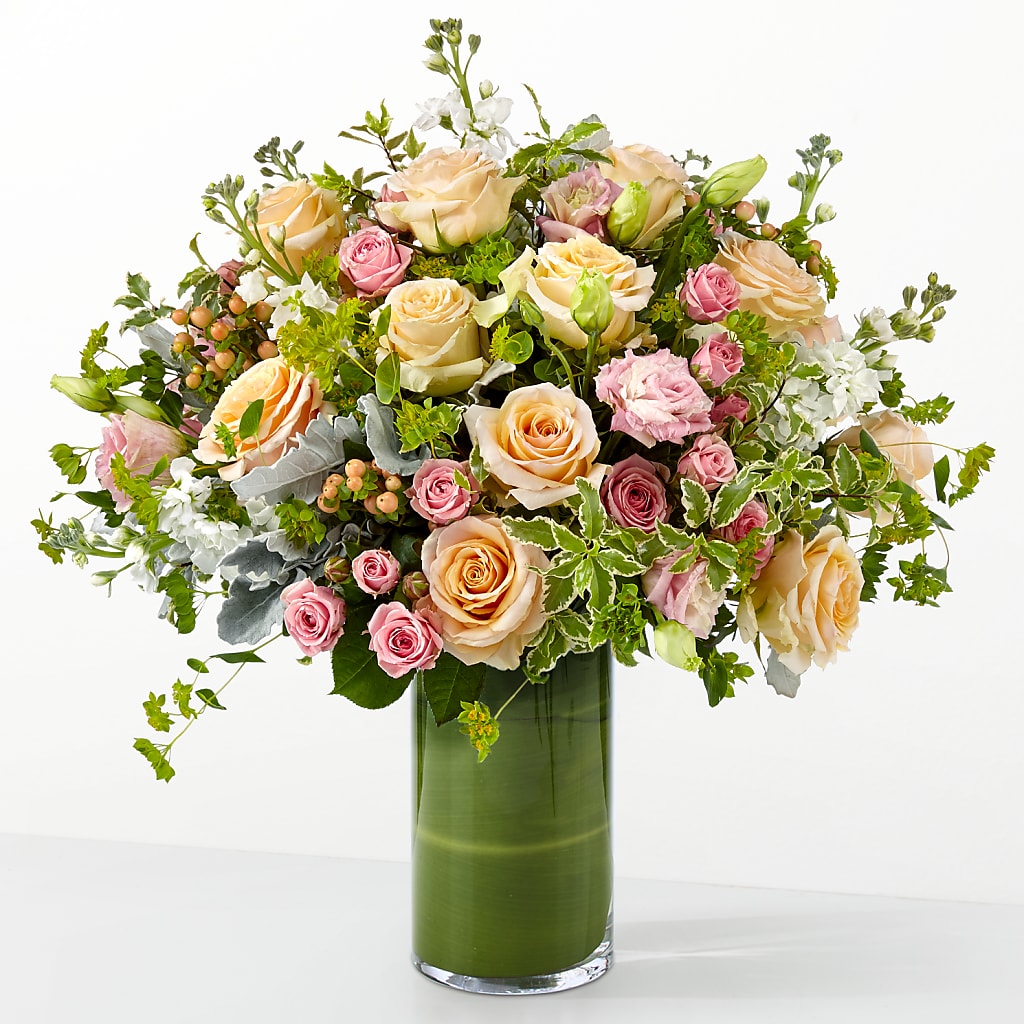The Glamour Shot – LEE'S FLORIST & GREENHOUSE, Center Line MI