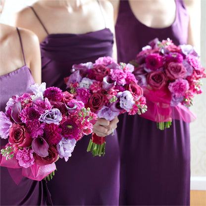 Bridesmaid's Garden Bouquet – LEE'S FLORIST & GREENHOUSE, Center Line MI