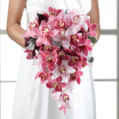 Pink Mink Bouquet – LEE'S FLORIST & GREENHOUSE, Center Line MI