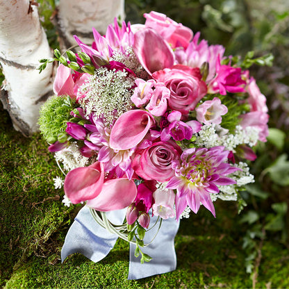 Pink Profusion Bouquet – LEE'S FLORIST & GREENHOUSE, Center Line MI