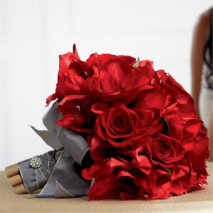 Heart's Happiness Bouquet – LEE'S FLORIST & GREENHOUSE, Center Line MI